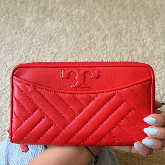 Tory burch wallet - Picture 1 of 3